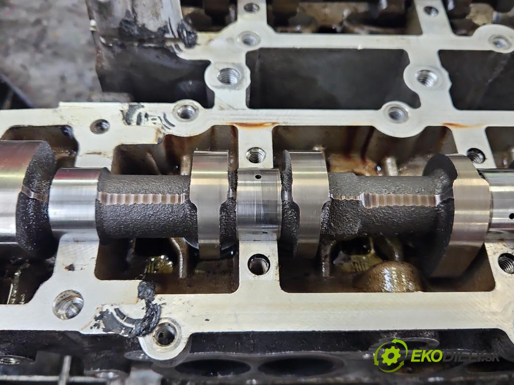 Ford B-Max  1.0 T 101 hp manual 74 kW 998 cm3 5- hlava motoru PBCM5G-6090-GF