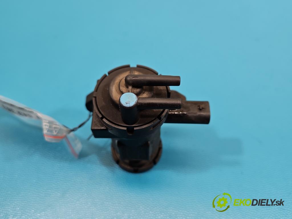 Bmw X6 E71 2007–2014 3.0d 306KM automatic 225 kW 2993 cm3 5- ventil podtlaku 8509323 (Ventil)