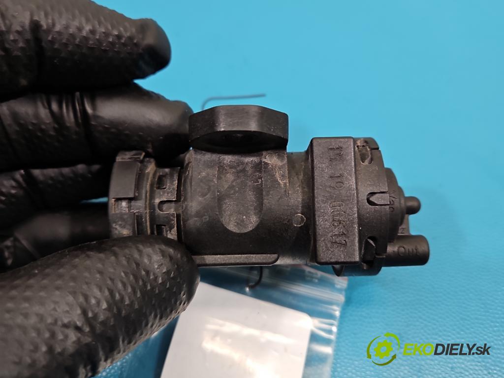 Bmw X6 E71 2007–2014 3.0d 306KM automatic 225 kW 2993 cm3 5- ventil podtlaku 8509323 (Ventil)