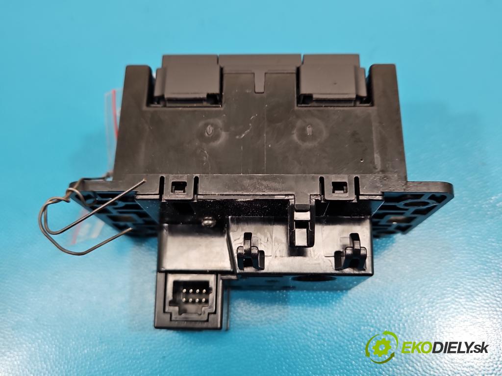 Opel Grandland 2017–2024 1.2 T 131 HP automatic 96 kW 1199 cm3 5- Páka: Změny: stupeň,rýchlosť 98440959ZD (Rýchlostná páka (kulisa))