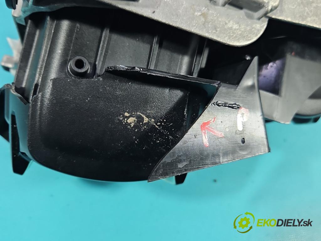 Opel Grandland 2017–2024 1.2 T 131 hp automatic 96 kW 1199 cm3 5- čočka reflektor: pravé části