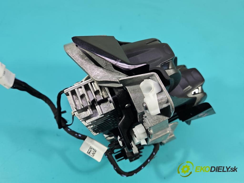 Opel Grandland 2017–2024 1.2 T 131 hp automatic 96 kW 1199 cm3 5- čočka reflektor: pravé části