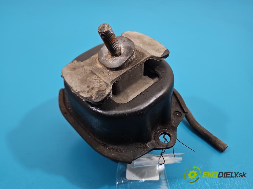 Bmw X6 E71 2007–2014 3.0d 306KM automatic 225 kW 2993 cm3 5- Polštář: motoru P679541801 (Držák motoru)