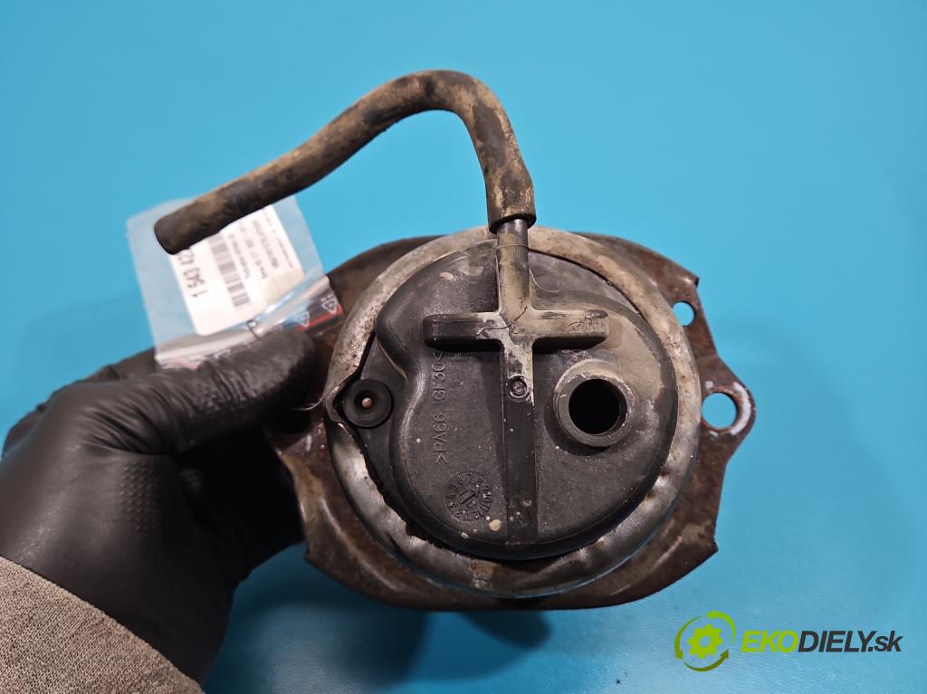 Bmw X6 E71 2007–2014 3.0d 306KM automatic 225 kW 2993 cm3 5- airbag motora P679541801 (Držiak motora)