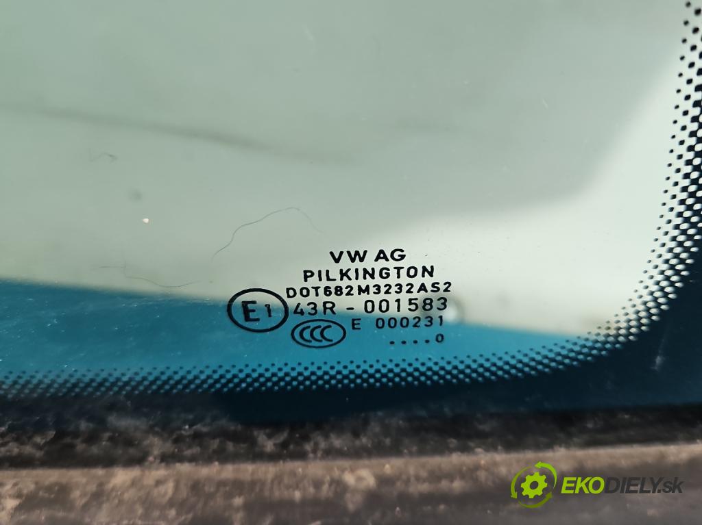 Vw Up 1.0 MPI 60 HP manual 44 kW 999 cm3 3- sklo zadné pravé