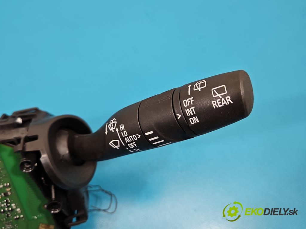 Opel Grandland 2017–2024 1.2 T 131 HP manual 96 kW 1199 cm3 5- prepínač komplex: 98422536YX (Prepínacie páčky pod volantom)