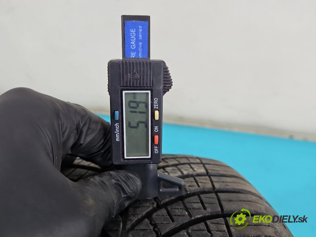 Peugeot 208 I 2012-2019 1.6 hdi 75 hp manual 55 kW 1560 cm3 5- pneumatiky: celoročné para