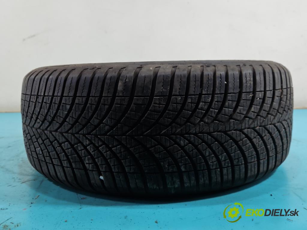 Peugeot 208 I 2012-2019 1.6 hdi 75 hp manual 55 kW 1560 cm3 5- pneumatiky: celoročné para