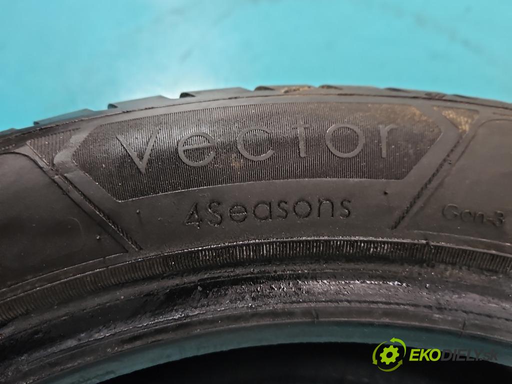 Peugeot 208 I 2012-2019 1.6 hdi 75 HP manual 55 kW 1560 cm3 5- pneumatika celoročné 1 kus