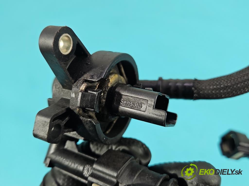 Peugeot 208 I 2012-2019 1.6 hdi 75 HP manual 55 kW 1560 cm3 5- snímač tlak: palivo  (Snímač)