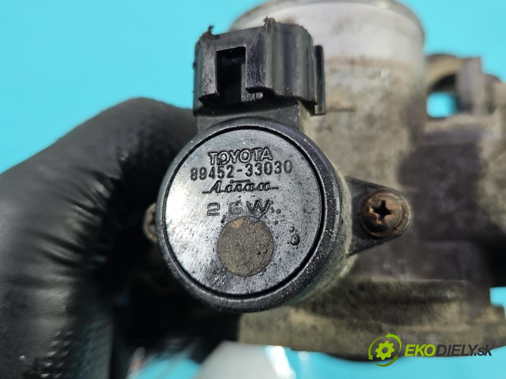 Toyota Avensis Verso 2001-2009 2.0 vvti 150 HP manual 110 kW 1998 cm3 5- klapka 89452-33030 (Škrtiaca klapka)