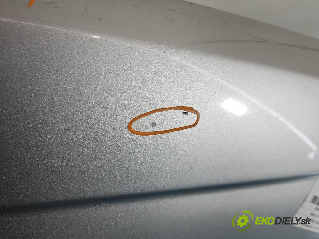 Bmw 5 E39 1996-2003 2.0 R6 150 HP manual 110 kW 1991 cm3 4- blatník predné pravý  (Kľučka dverí ostatné)