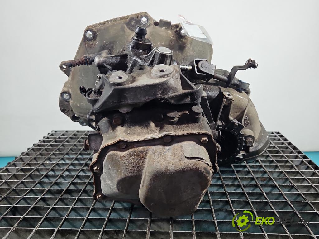 Opel Meriva A 2002-2010 1.6 16V 105 HP manual 77 kW 1598 cm3 5- prevodovka stupeň,rýchlosť manual F17W394