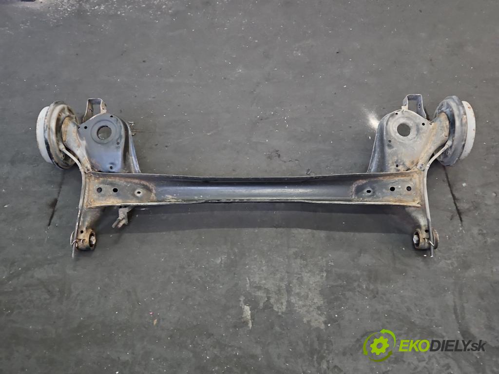 Vw Up 1.0 MPI 60 hp manual 44 kW 999 cm3 3- zadní výztuha  (Zadní výztuha)