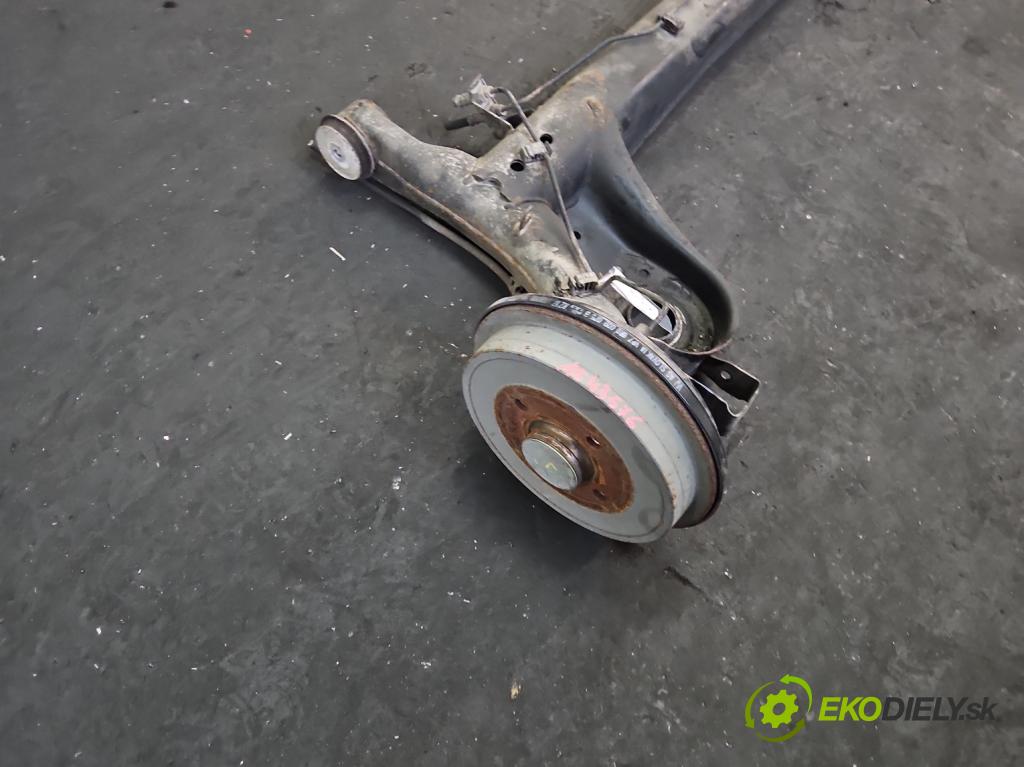 Vw Up 1.0 MPI 60 hp manual 44 kW 999 cm3 3- zadní výztuha  (Zadní výztuha)