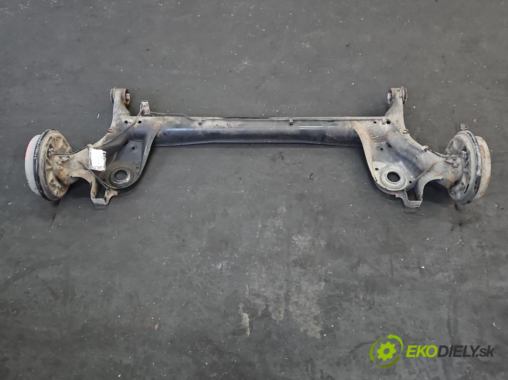 Vw Up 1.0 MPI 60 hp manual 44 kW 999 cm3 3- zadní výztuha  (Zadní výztuha)