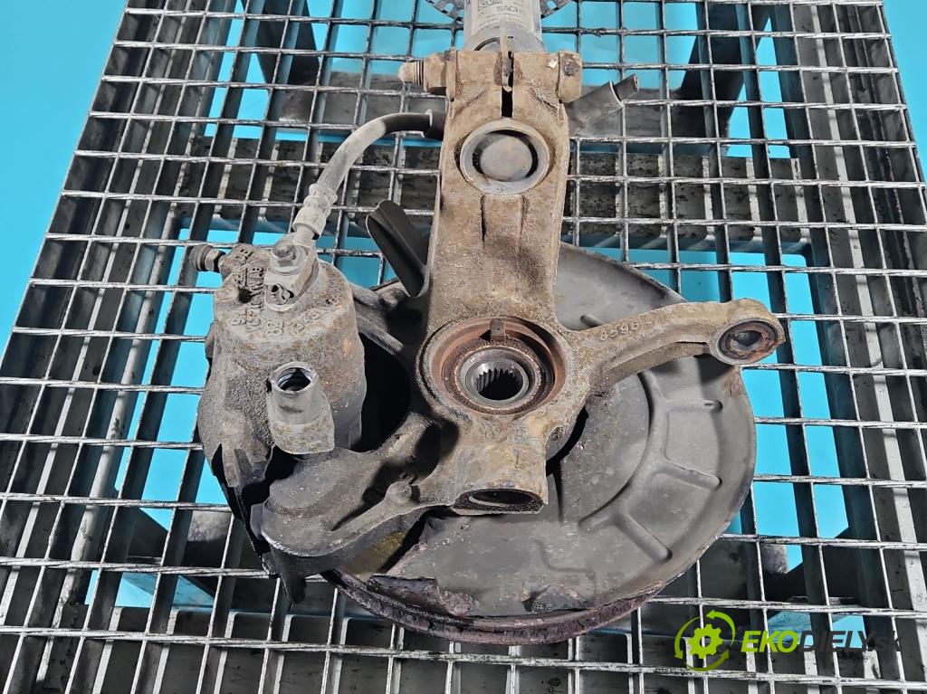 Vw Up 1.0 MPI 60 hp manual 44 kW 999 cm3 3- náboj pravé  (Náboj kola)