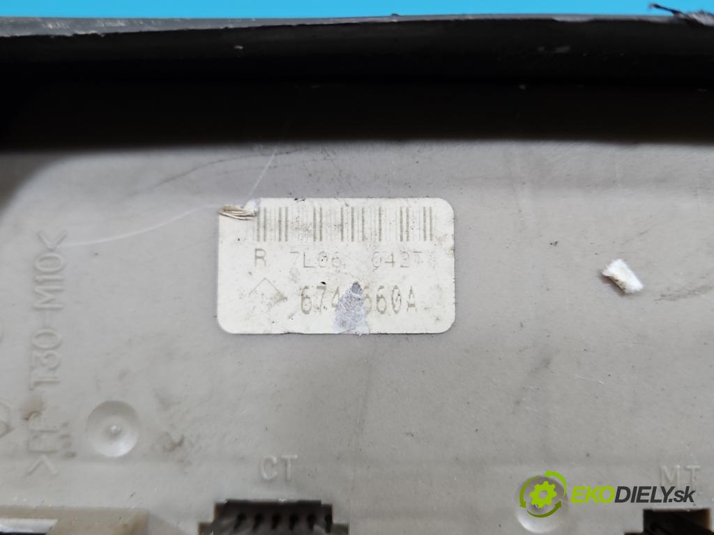 Renault Clio III 2005-2012 1.5 dci 68 hp manual 50 kW 1461 cm3 3- skříňka pojistková 8200587123 (Pojistková skříňka)