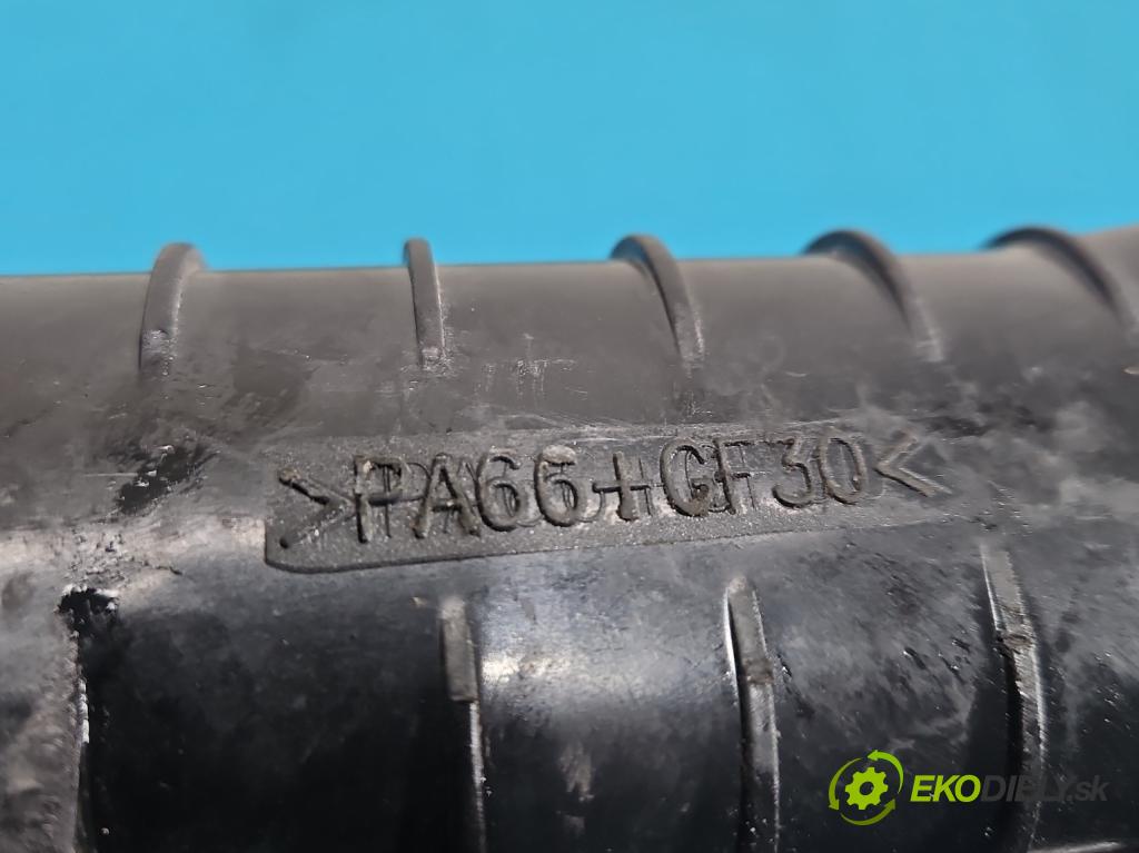 Bmw 5 E39 1996-2003 2.0 R6 150 HP manual 110 kW 1991 cm3 4- chladič voda:  (Chladič vody)