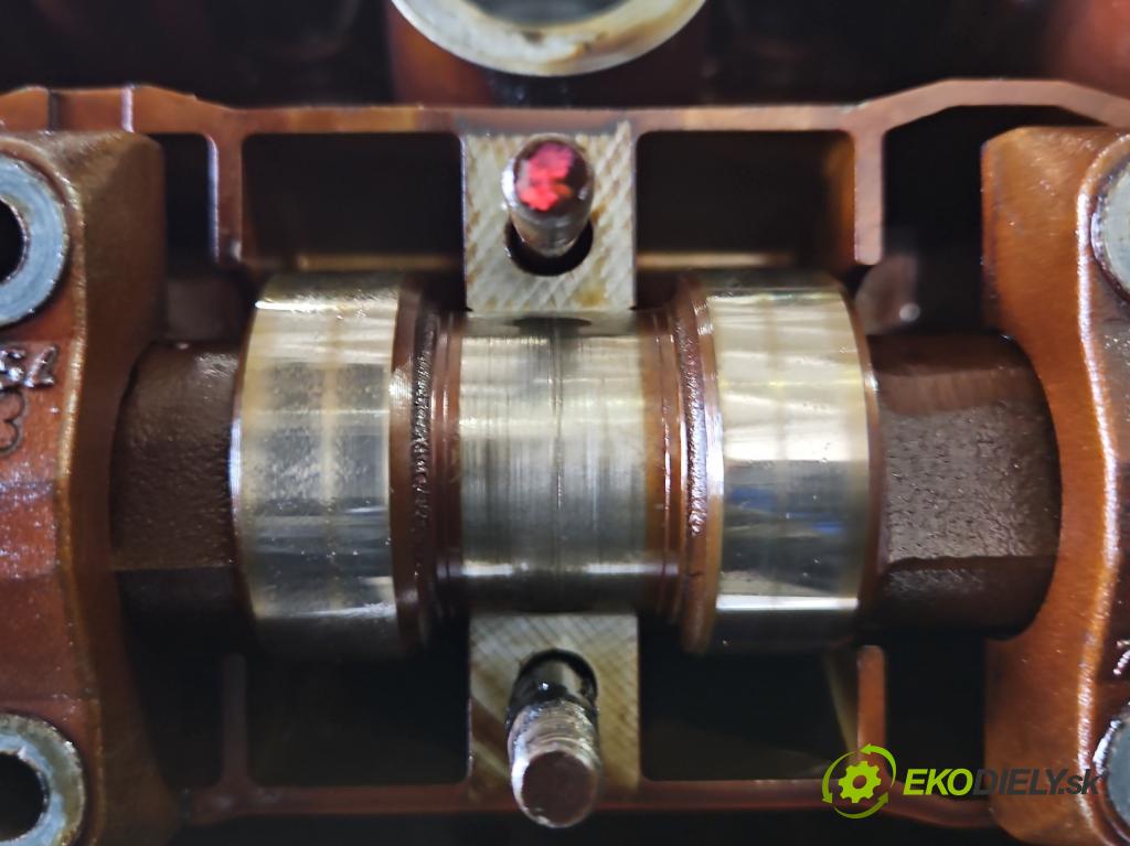 Bmw 5 E39 1996-2003 2.0 R6 (m52b20) 150 HP manual 110 kW 1991 cm3 4- motor benzín: M52B20