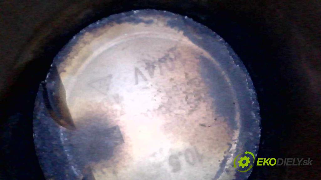 Vw Up 1.0 MPI 60 hp manual 44 kW 999 cm3 3- motor benzín CHY