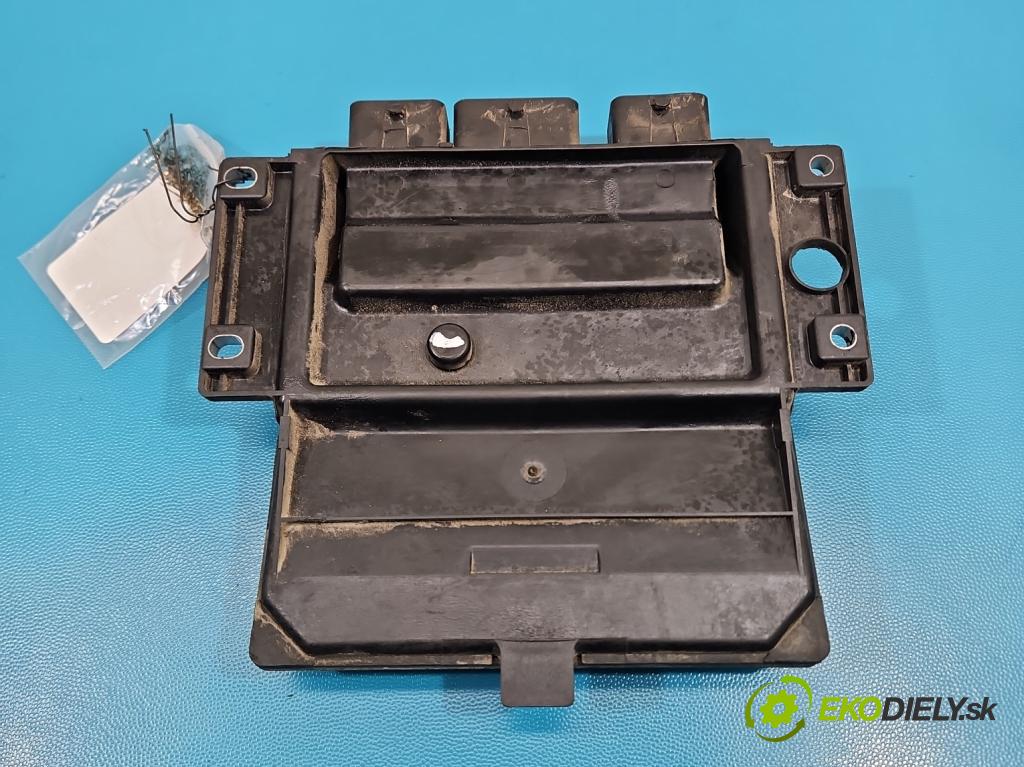 Renault Scenic II 2003-2009 1.5 dci 101 HP manual 74 kW 1461 cm3 5- riadiaca jednotka motora 8200334419