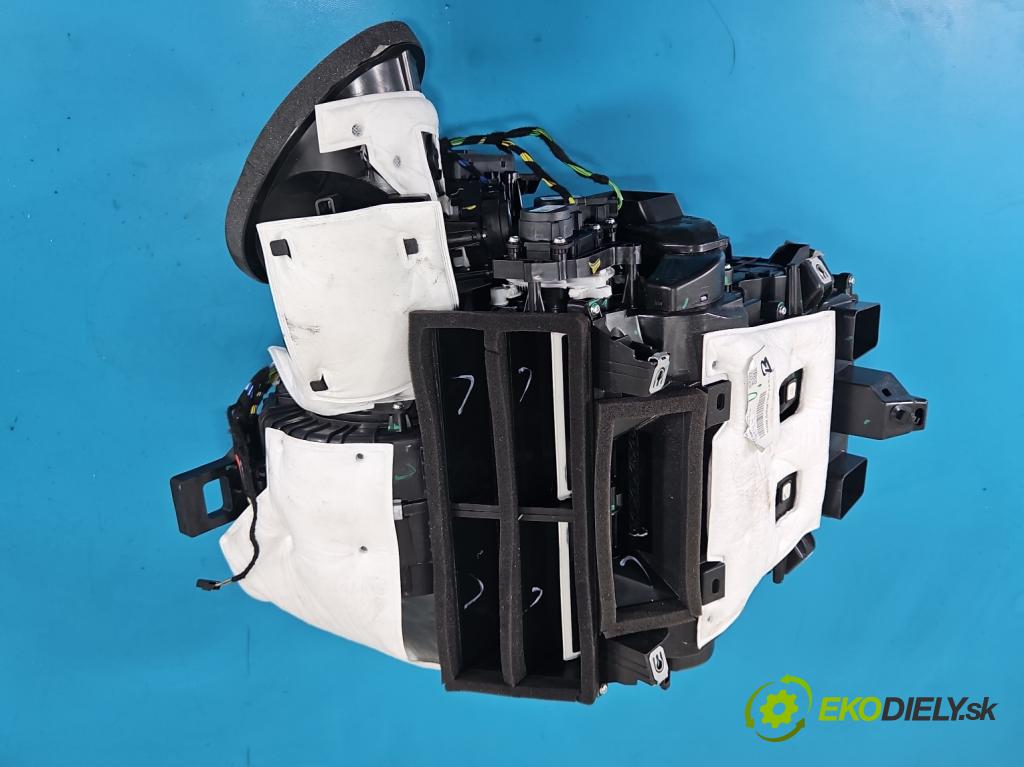 Peugeot 2008 II 2019- 1.2 12V 131 hp automatic 96 kW 1199 cm3 5- radiátor 9830697880 (Radiátor topení)