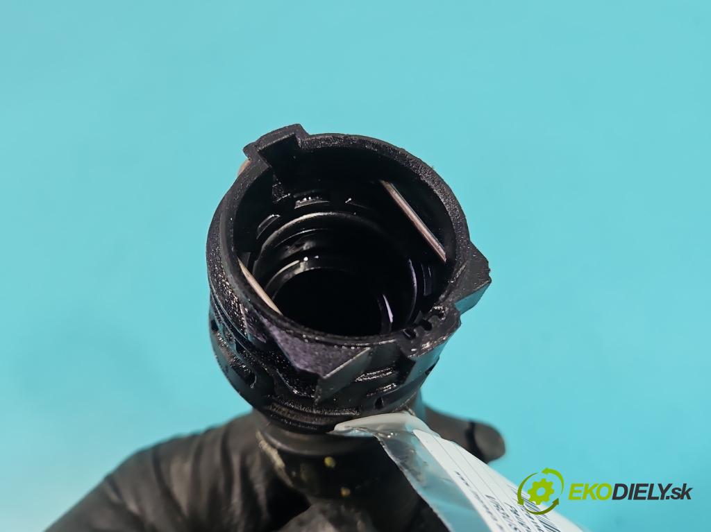 Peugeot 2008 II 2019- 1.2 12V 131 HP automatic 96 kW 1199 cm3 5- rúrka systému chladenia