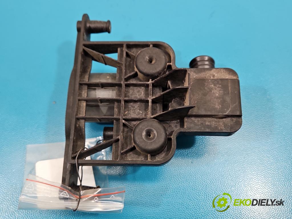 Bmw 5 E39 1996-2003 2.0 R6 (m52b20) 150 HP manual 110 kW 1991 cm3 4- ventil voda: 8379921