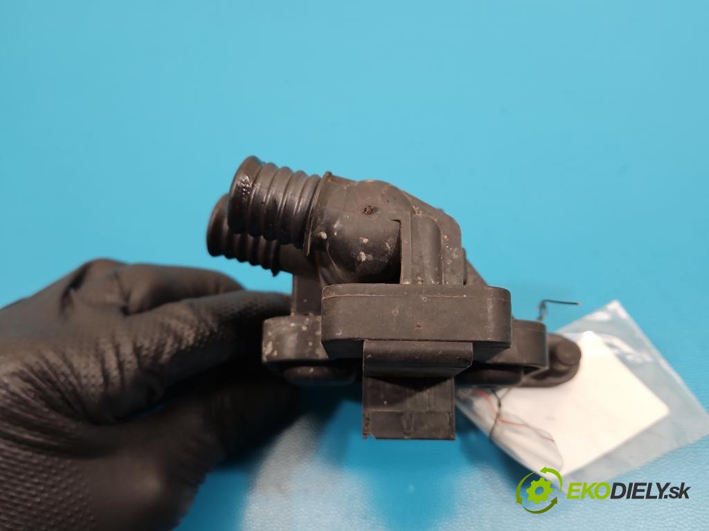 Bmw 5 E39 1996-2003 2.0 R6 (m52b20) 150 HP manual 110 kW 1991 cm3 4- ventil voda: 8379921