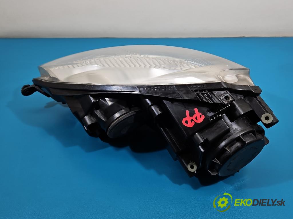 Vw Jetta V 2005-2010 1.9 tdi 105 HP manual 77 kW 1896 cm3 4- Reflektor: pravý 1K6941006P (Svetlo predné pravé)