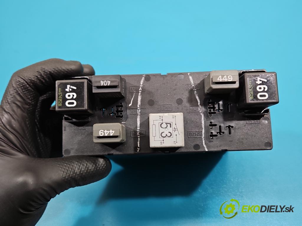 Vw Jetta V 2005-2010 1.9 tdi 105 HP manual 77 kW 1896 cm3 4- riadiaca jednotka ostatné 3C0937049AJ