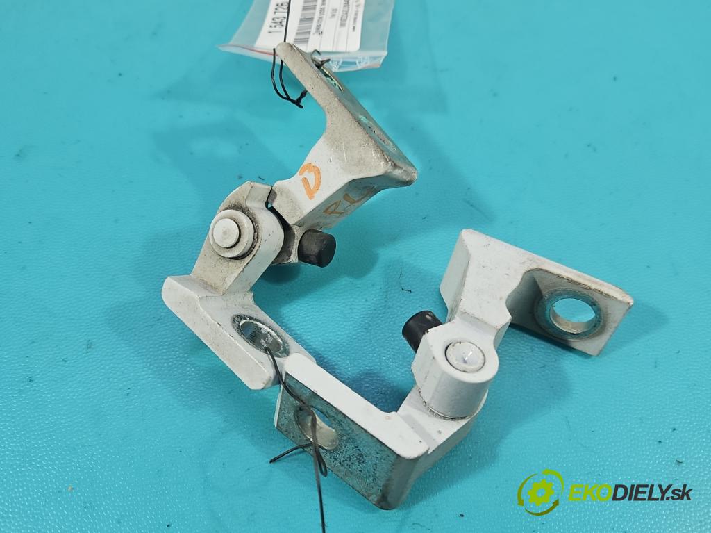 Vw Up 1.0 MPI 60 hp manual 44 kW 999 cm3 3- Závěs: dveře přední levý 7N0831401D