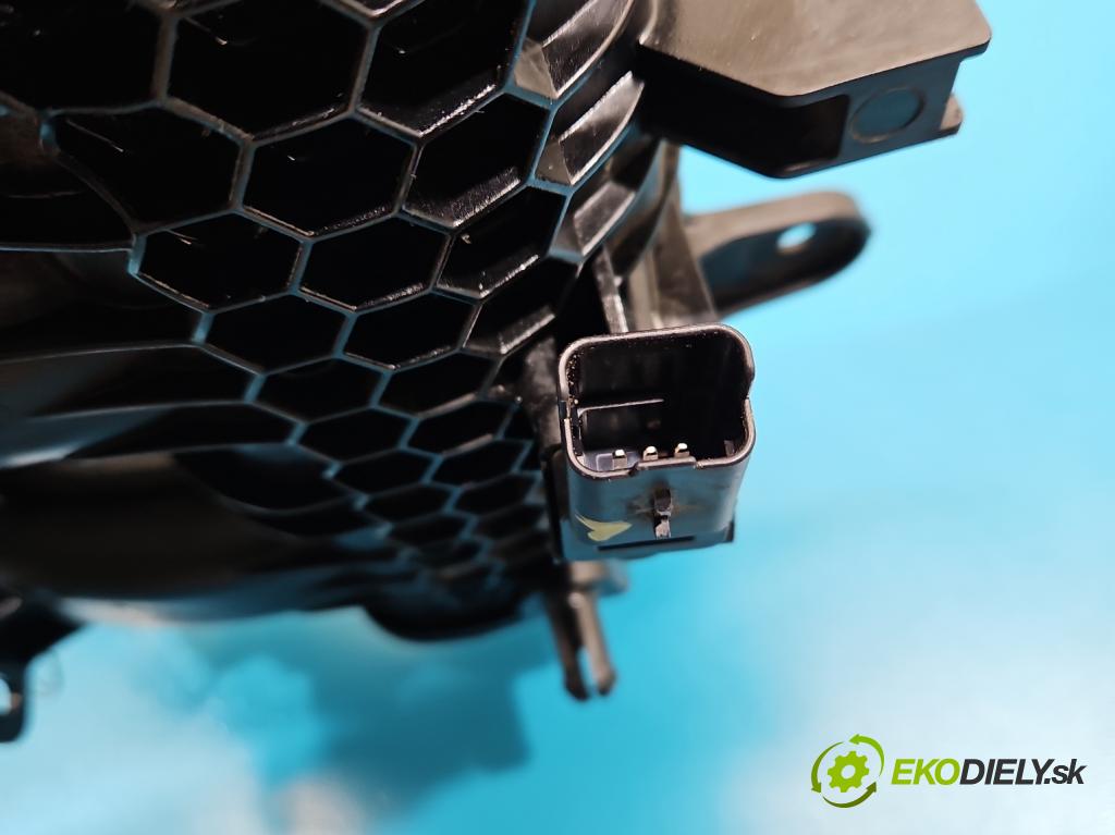 Peugeot 2008 II 2019- 1.2 12V 131 HP automatic 96 kW 1199 cm3 5- zvod nasávací 9842272880 (Sacie potrubie)