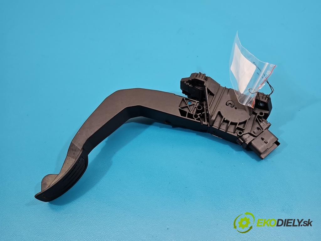 Peugeot 2008 II 2019- 1.2 12V 131 HP automatic 96 kW 1199 cm3 5- pedal plyn potenciometr: 9837891880