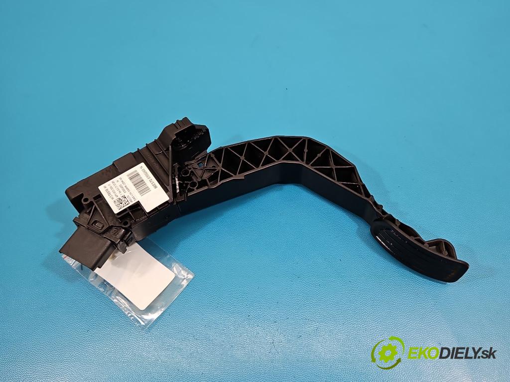 Peugeot 2008 II 2019- 1.2 12V 131 HP automatic 96 kW 1199 cm3 5- pedal plyn potenciometr: 9837891880