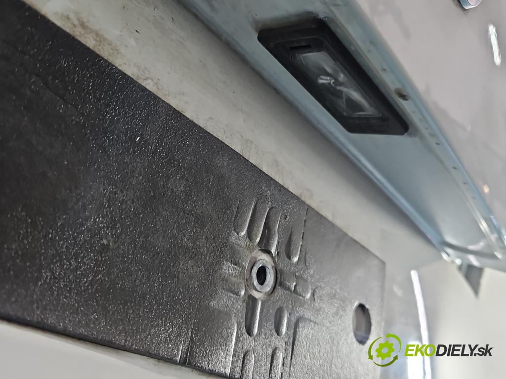 Skoda Kamiq 1.0 TSI 110 hp automatic 81 kW 999 cm3 5- zadní kufrové dveře  (Zadní kapota (kufr))