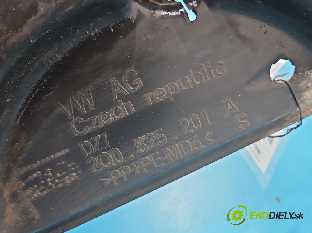 Skoda Kamiq 1.0 TSI 110 HP automatic 81 kW 999 cm3 5- kryt plast 2Q0825201A