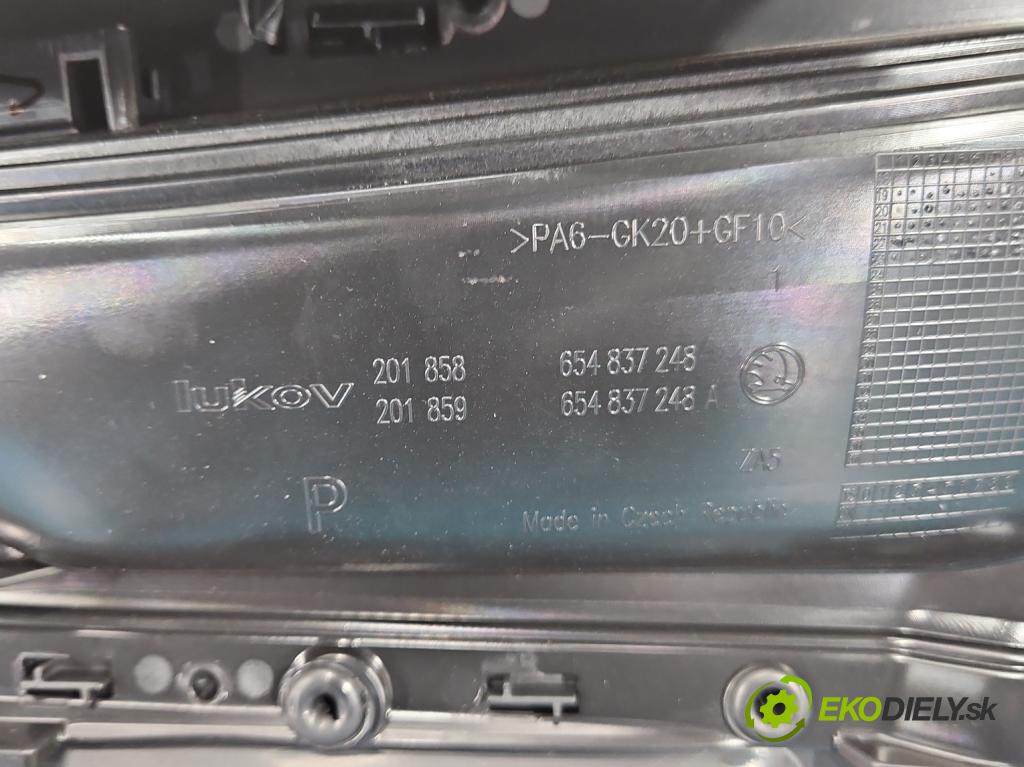 Skoda Kamiq 1.0 TSI 110 hp automatic 81 kW 999 cm3 5- Tapacír: dveře přední pravé 654837248