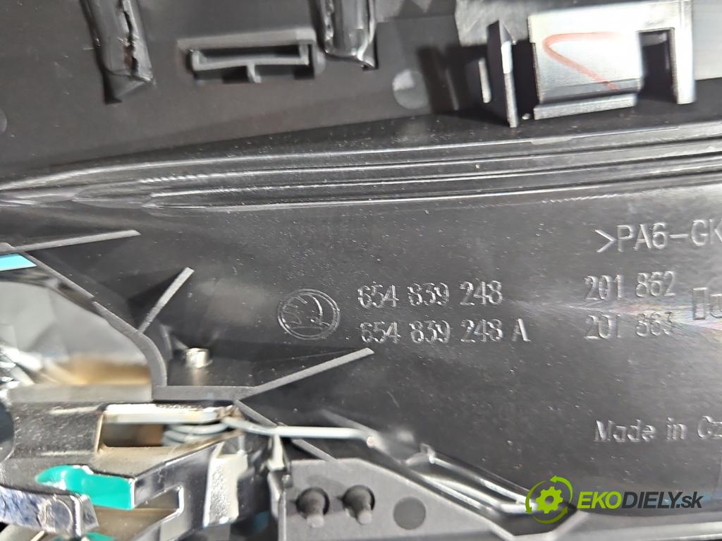 Skoda Kamiq 1.0 TSI 110 hp automatic 81 kW 999 cm3 5- Tapacír: dveře zadní pravé