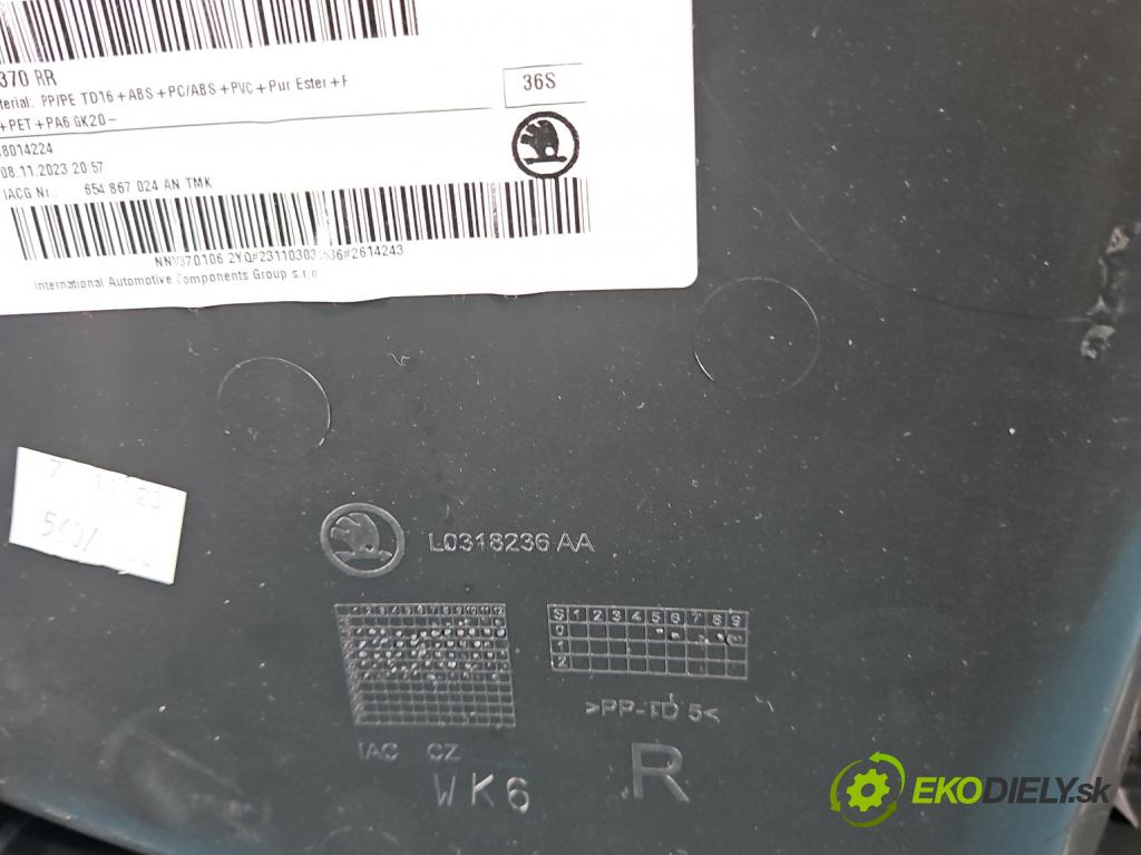 Skoda Kamiq 1.0 TSI 110 hp automatic 81 kW 999 cm3 5- Tapacír: dveře zadní pravé