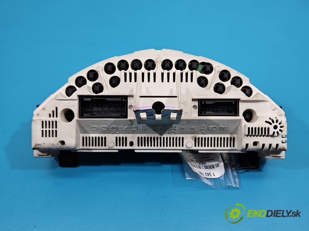 Mercedes A W168 1997-2004 1.6 102 HP manual 75 kW 1598 cm3 5- prístrojovka/ budíky A1685404011 (Prístrojová doska)