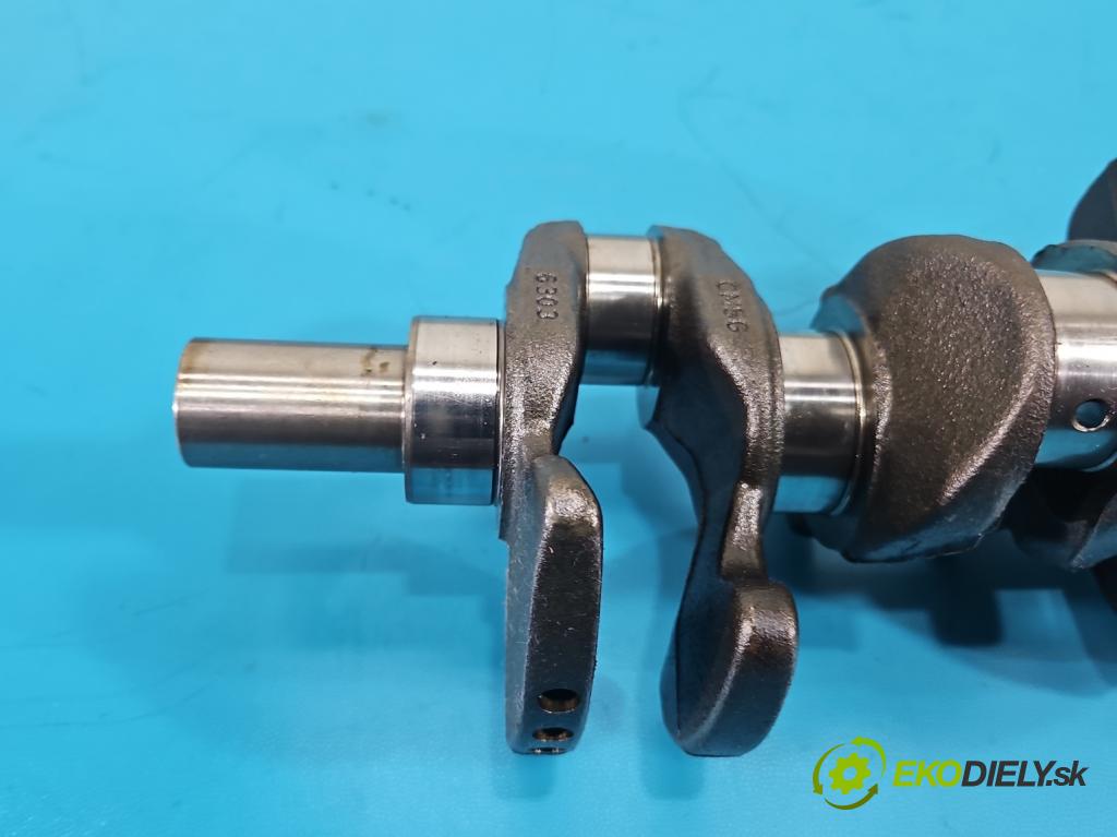 Ford B-Max  1.0 T 101 HP manual 74 kW 998 cm3 5- Hřídel: kľukový CM5GFB (Blok motora ostatné)