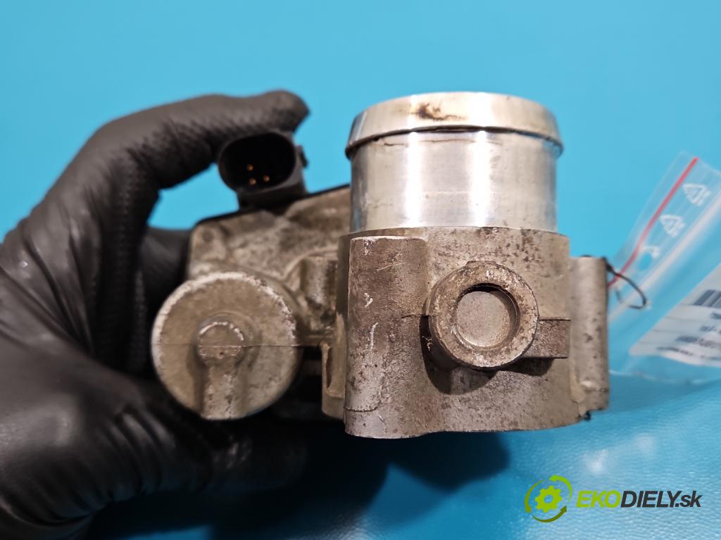 Ford B-Max  1.0 T 101 HP manual 74 kW 998 cm3 5- klapka 50989002 (Škrtiaca klapka)