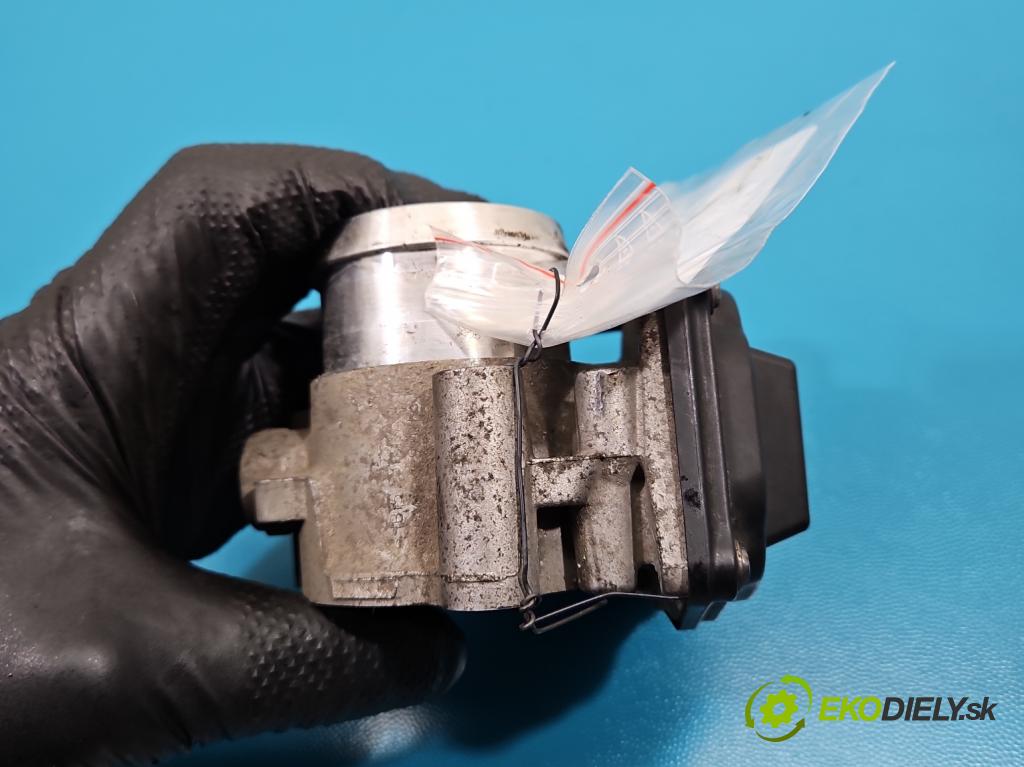 Ford B-Max  1.0 T 101 HP manual 74 kW 998 cm3 5- klapka 50989002 (Škrtiaca klapka)