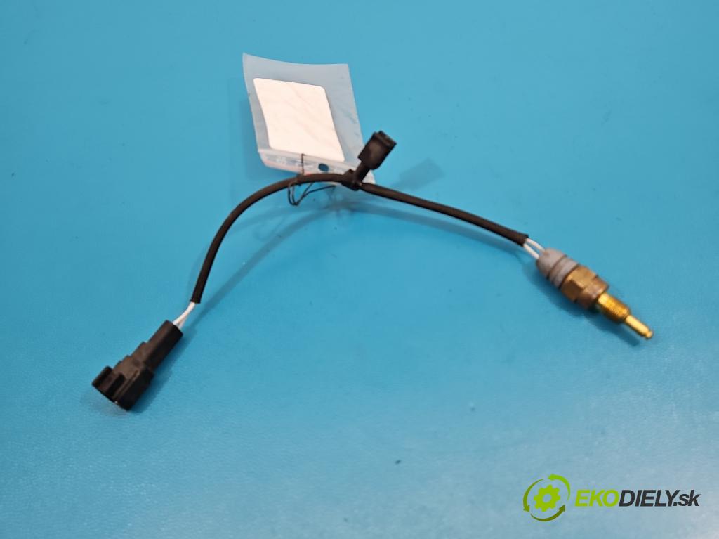 Ford B-Max  1.0 T 101 HP manual 74 kW 998 cm3 5- snímač teploty: výfukové F903A (Snímač)