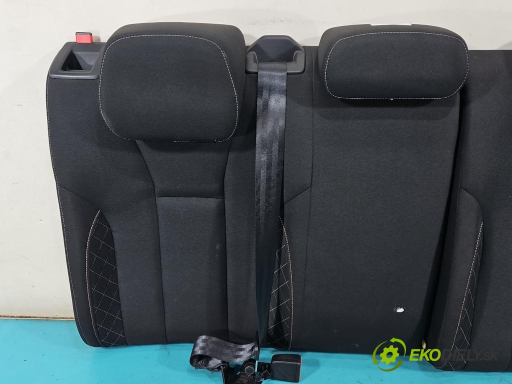 Skoda Kamiq 1.0 TSI 110 HP automatic 81 kW 999 cm3 5- Pohovka: zadné  (Sedadlo)