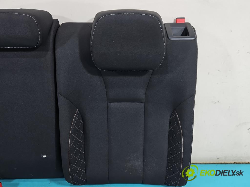 Skoda Kamiq 1.0 TSI 110 HP automatic 81 kW 999 cm3 5- Pohovka: zadné  (Sedadlo)