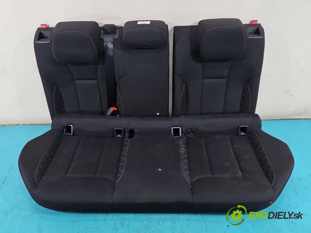Skoda Kamiq 1.0 TSI 110 HP automatic 81 kW 999 cm3 5- Pohovka: zadné  (Sedadlo)