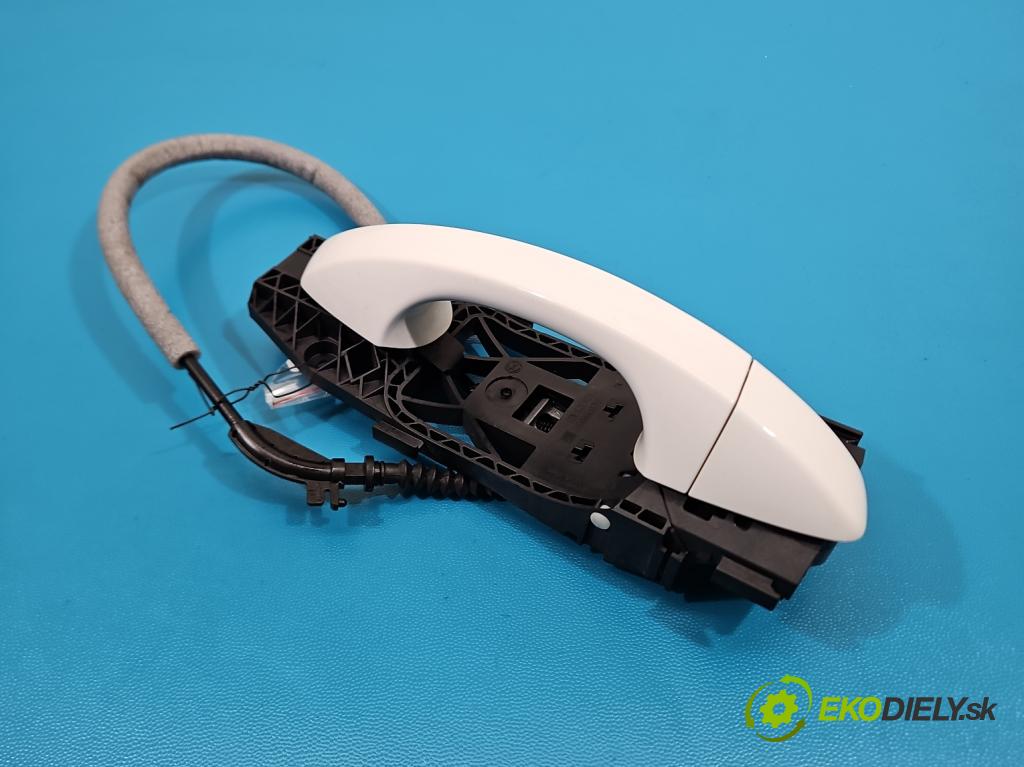 Skoda Kamiq 1.0 TSI 110 HP automatic 81 kW 999 cm3 5- rukoväť predné pravé mimo: 5N0839885H (Kľučka dverí ostatné)